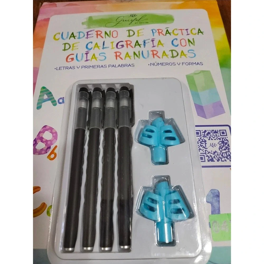 Magic Slotted Writing Practice for‎ Kids Ages 3-8 (2Books + 4Pens) SPANISH